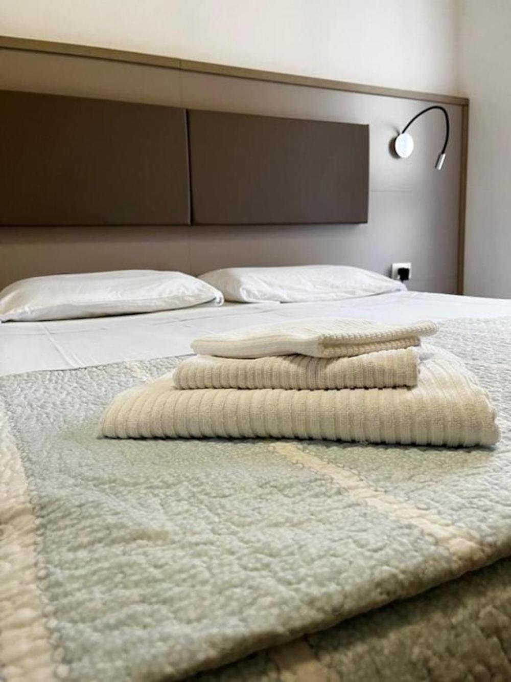 Hotel Villa Augusta Grado Bagian luar foto